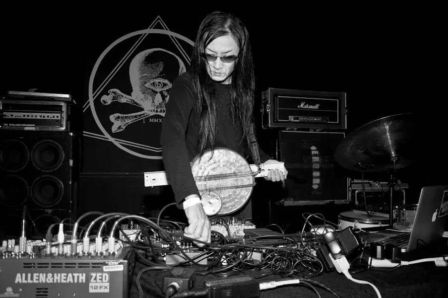 merzbow rikavon